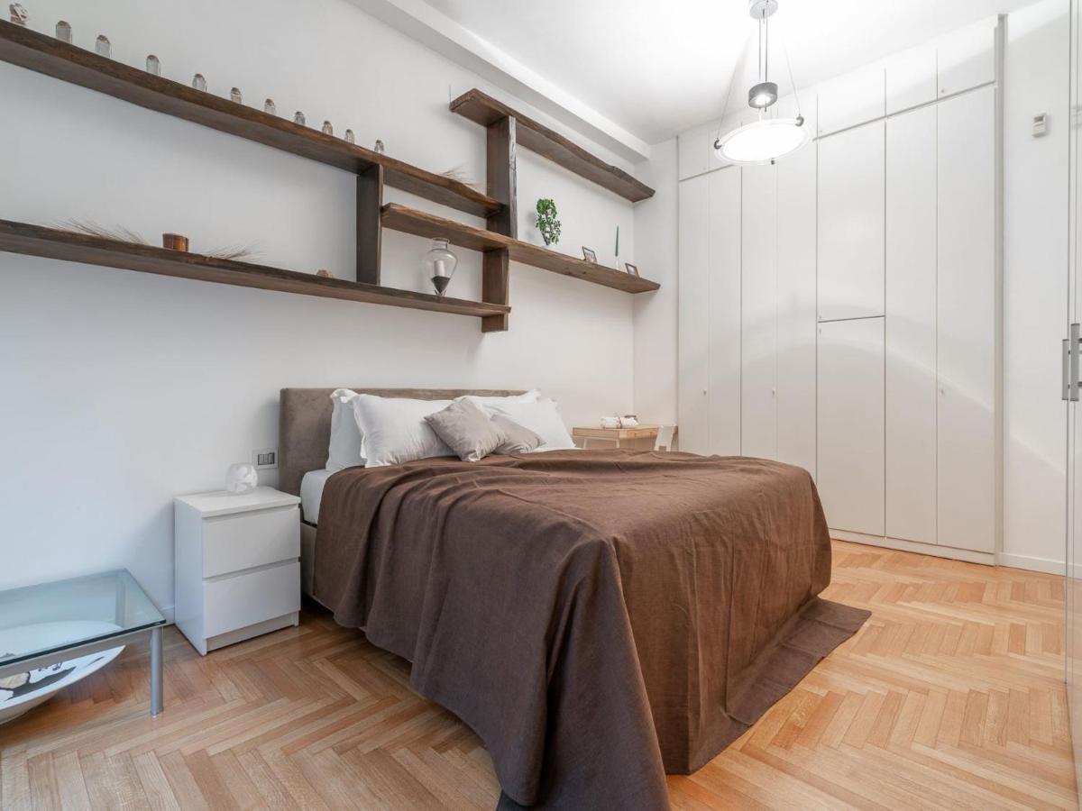 The Best Rent - Spacious Three-Bedroom Apartment In Moscova Milán Exteriér fotografie