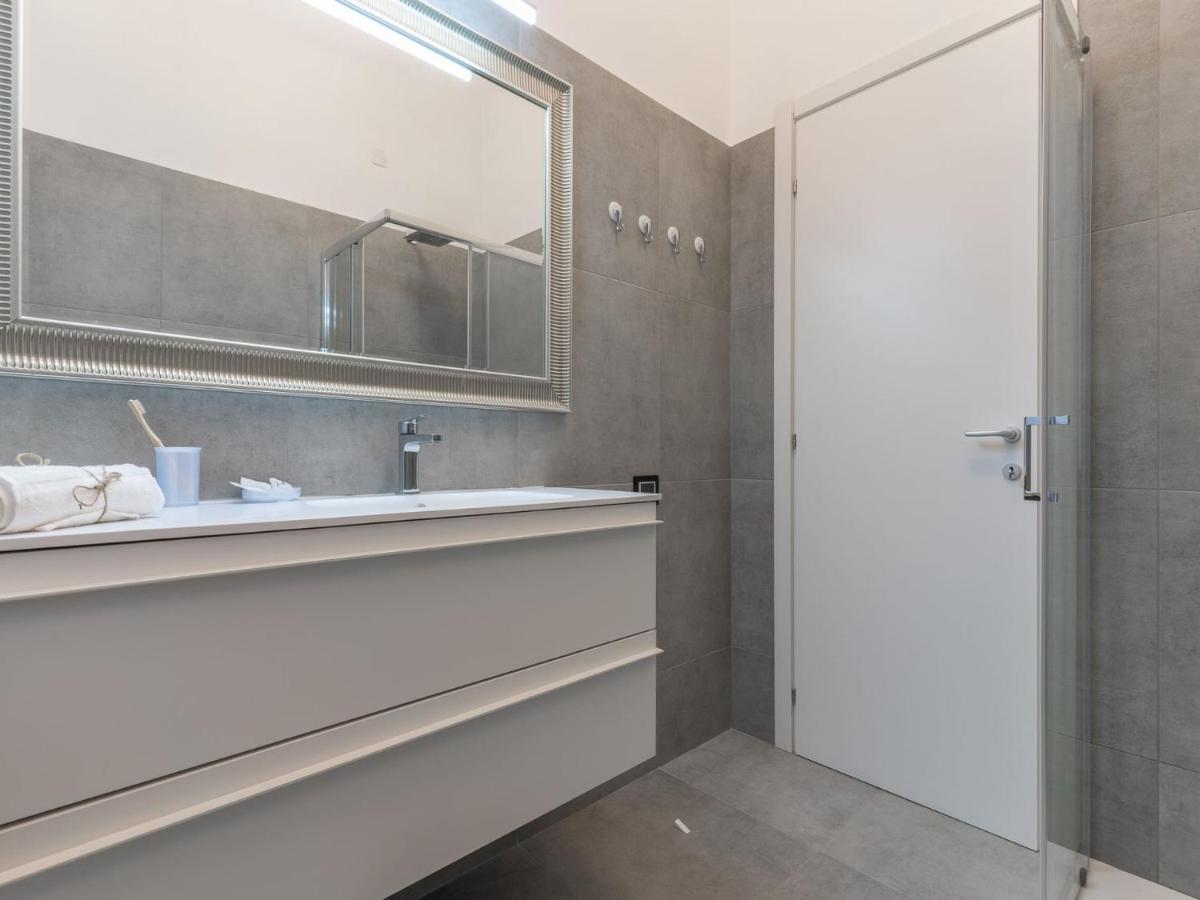 The Best Rent - Spacious Three-Bedroom Apartment In Moscova Milán Exteriér fotografie
