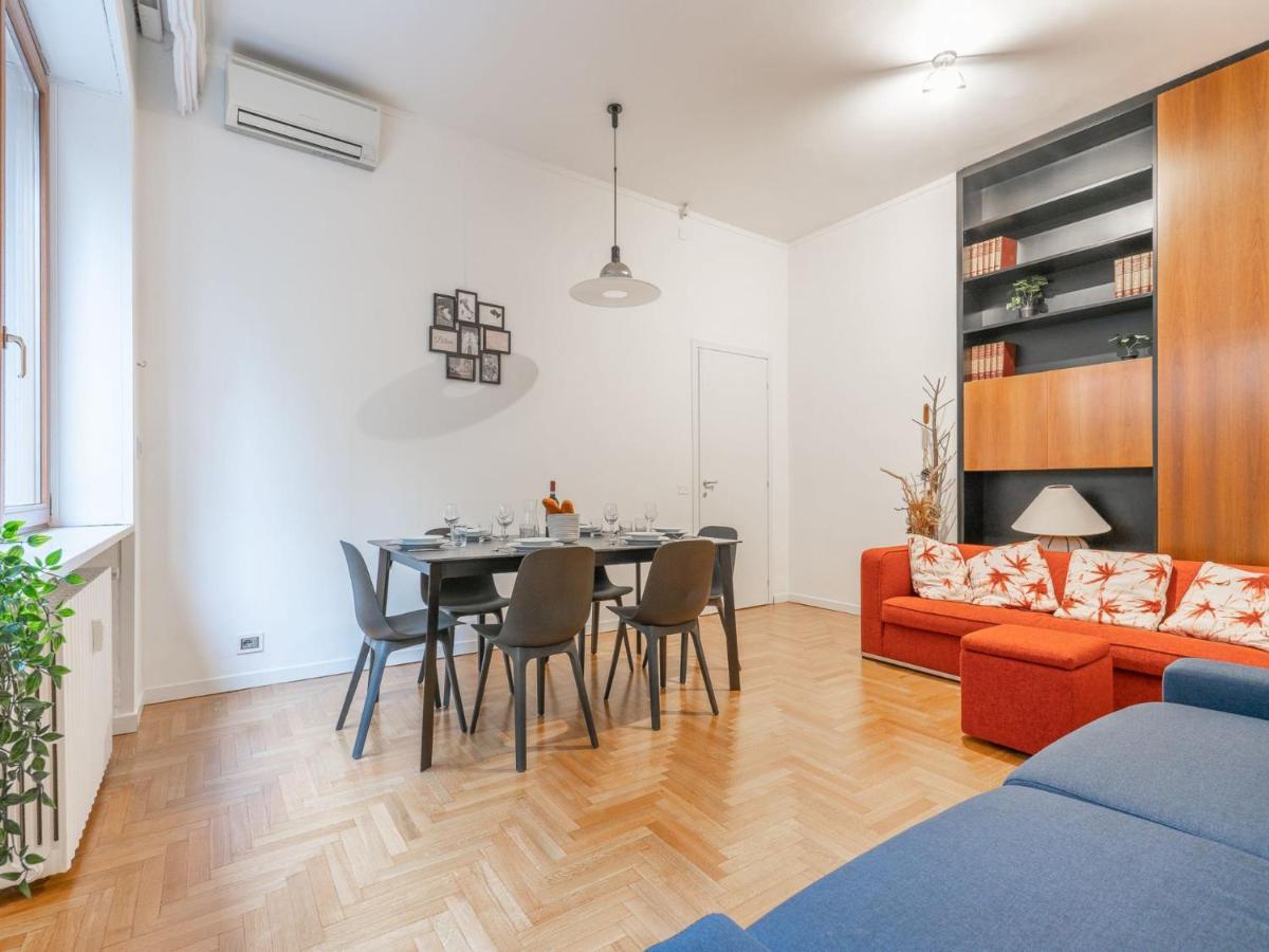 The Best Rent - Spacious Three-Bedroom Apartment In Moscova Milán Exteriér fotografie
