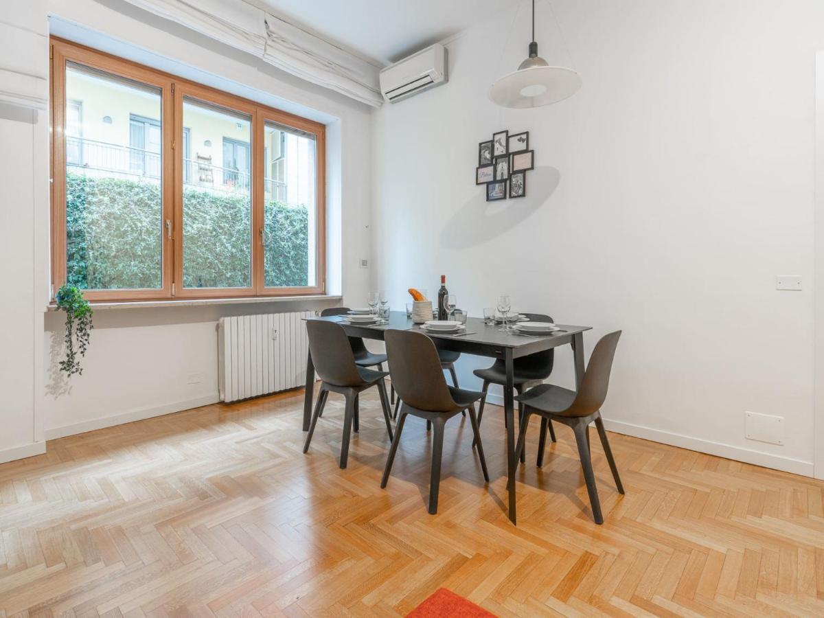 The Best Rent - Spacious Three-Bedroom Apartment In Moscova Milán Exteriér fotografie